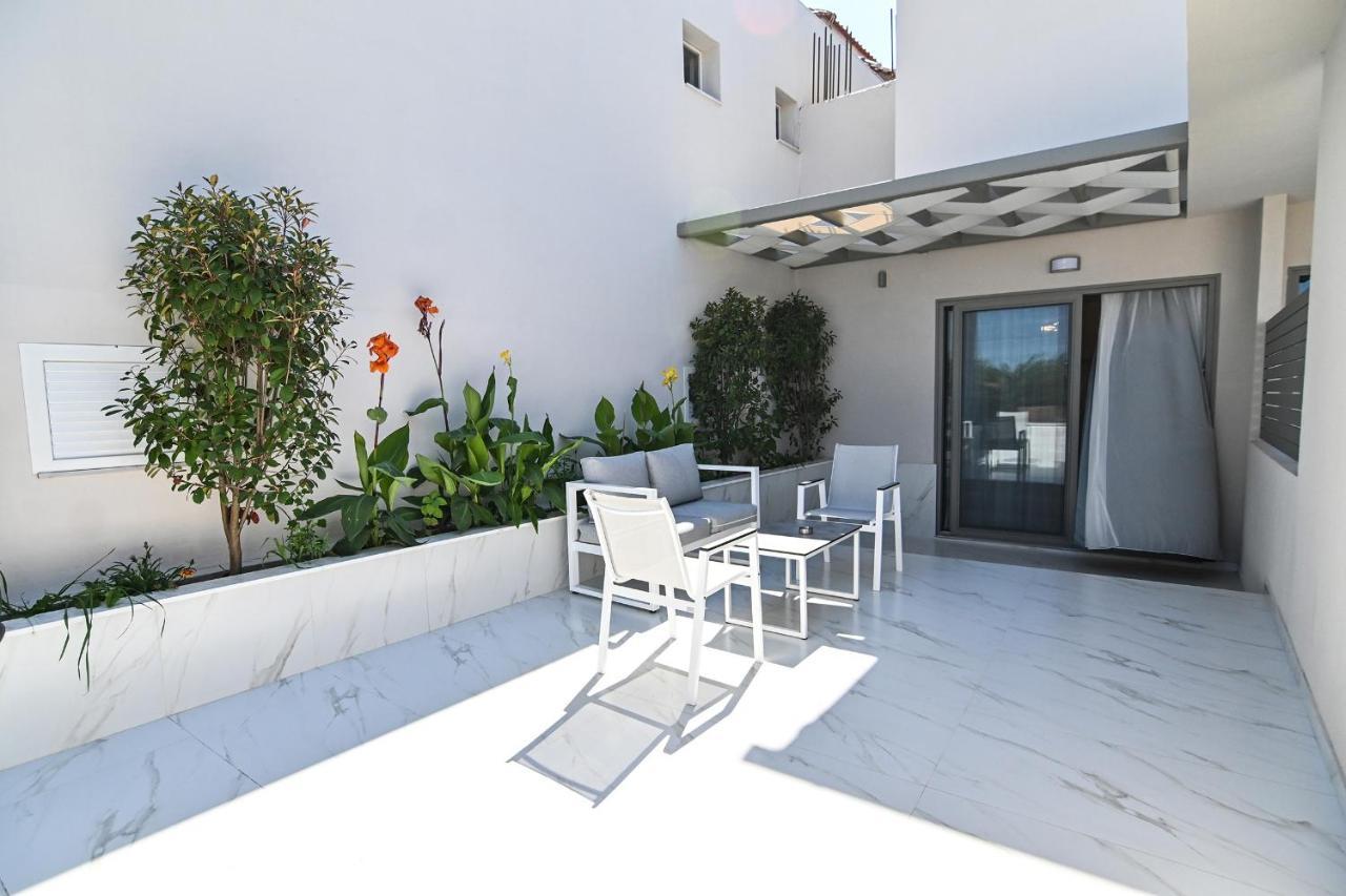 Rihios Hotel 3*