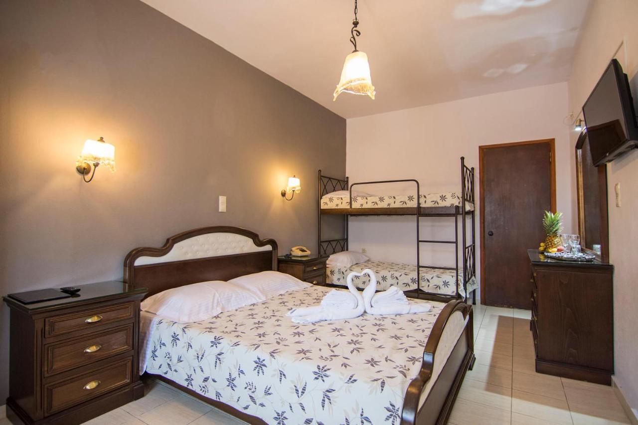 Rihios Hotel 3*