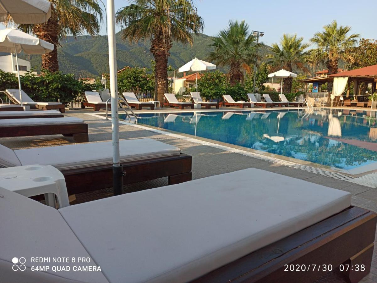 Rihios Hotel 3*